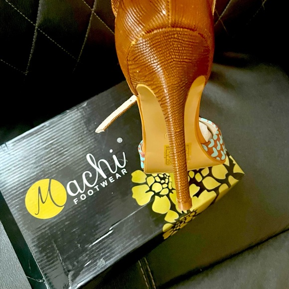 Teal and taupe heels. Size10, never worn. - Picture 2 of 2